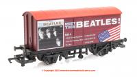 R60300 Hornby Meet The Beatles 'Please Please Me' US and UK Album Covers Wagon